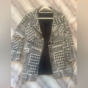 Navy and white Zara basic 3 button blazer jacket